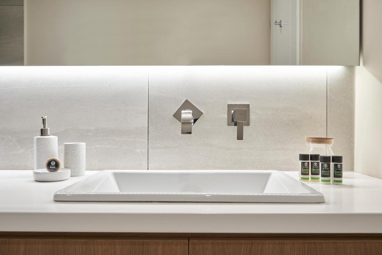 Charitos Iχ, Chic N Modern 2Bd Apt Atény Exteriér fotografie