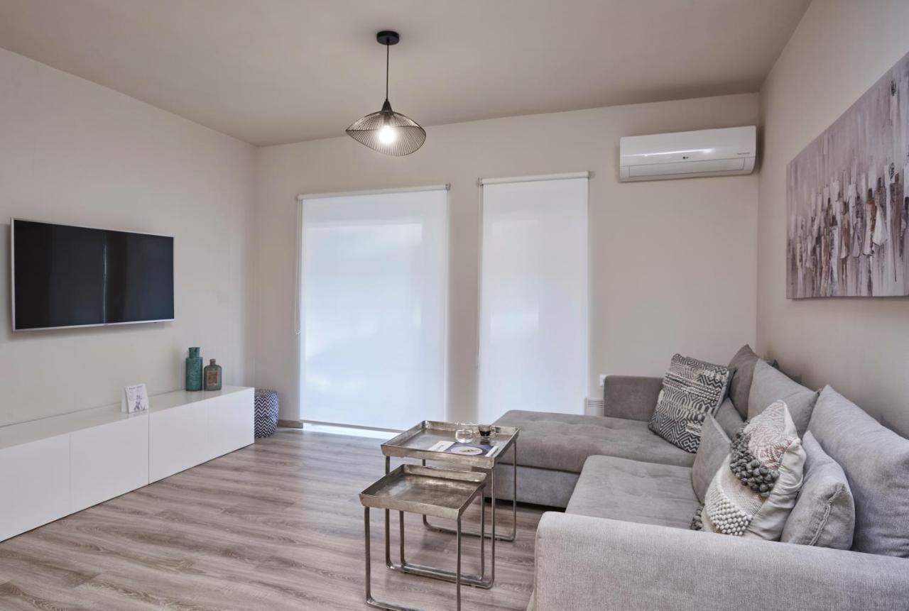 Charitos Iχ, Chic N Modern 2Bd Apt Atény Exteriér fotografie