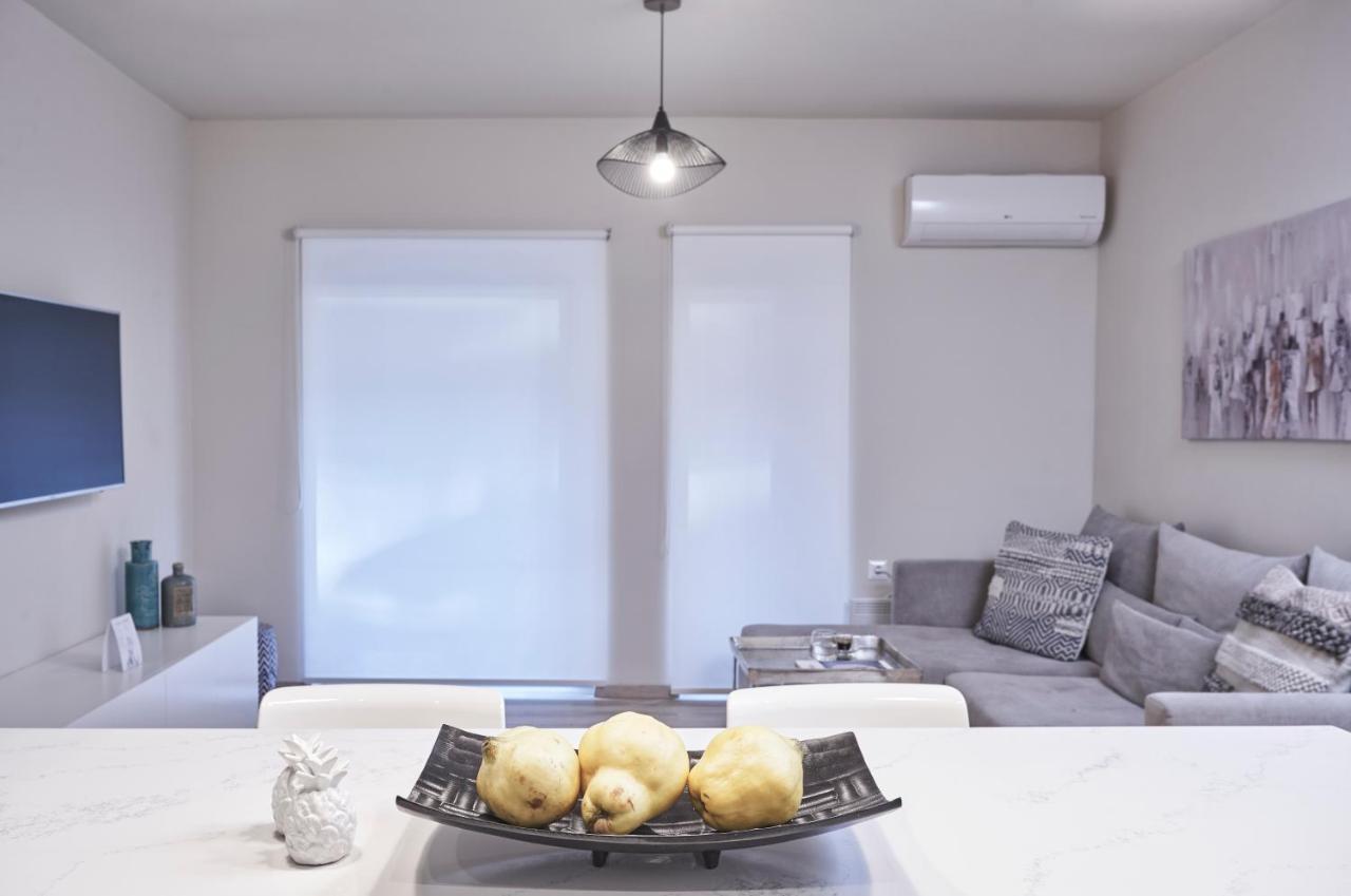 Charitos Iχ, Chic N Modern 2Bd Apt Atény Exteriér fotografie